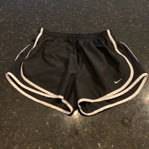 Nike Women’s 3'' Dry Tempo Running Shorts-L-Black